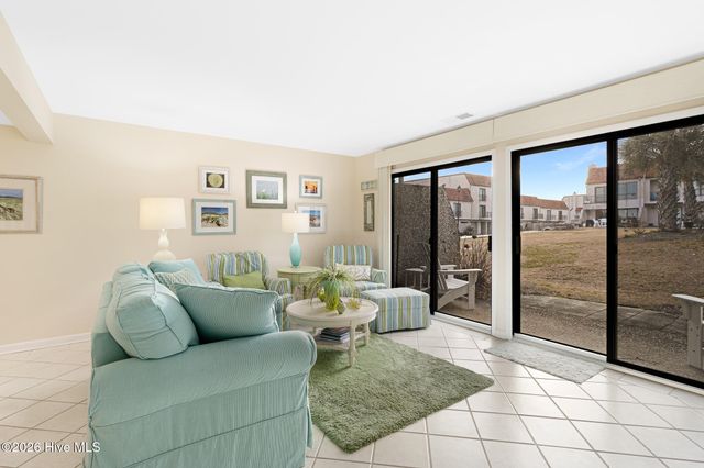 4801 S Shore Drive D4 The Bluffs, Morehead City, NC 28557