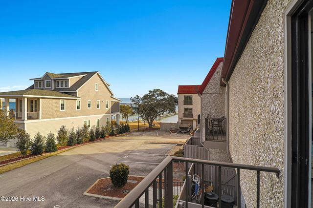 4801 S Shore Drive D4 The Bluffs, Morehead City, NC 28557