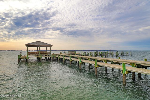 4801 S Shore Drive D4 The Bluffs, Morehead City, NC 28557