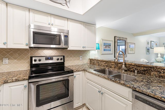 4801 S Shore Drive D4 The Bluffs, Morehead City, NC 28557