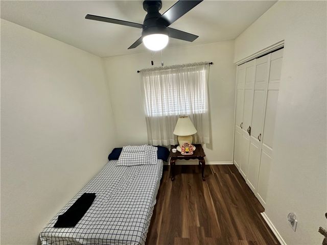 225 Briarwood Dr, Kingsville, TX 78363