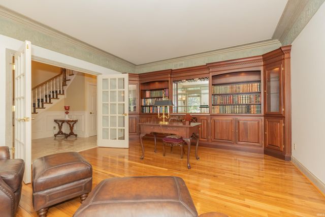 8310 Remington Drive, Evansville, IN 47711
