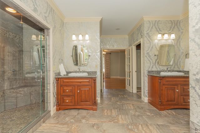 8310 Remington Drive, Evansville, IN 47711