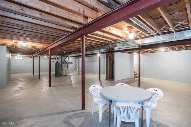 2734 Blakeslee Boulevard, Medina, OH 44256