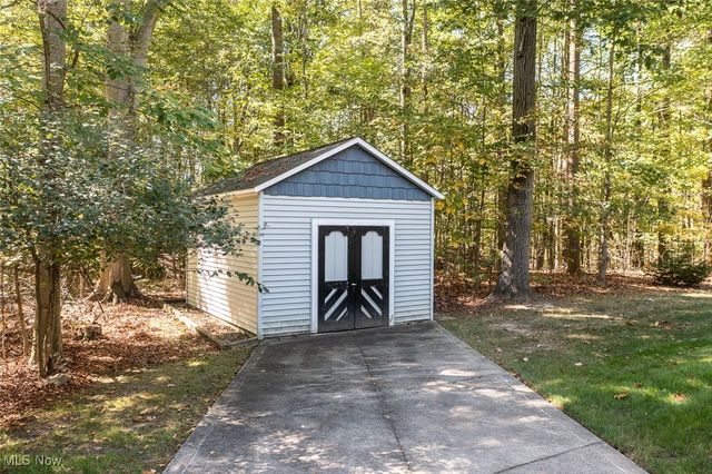 2734 Blakeslee Boulevard, Medina, OH 44256