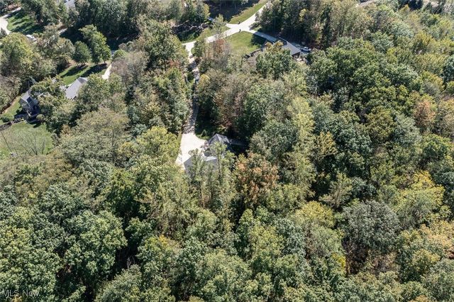 2734 Blakeslee Boulevard, Medina, OH 44256