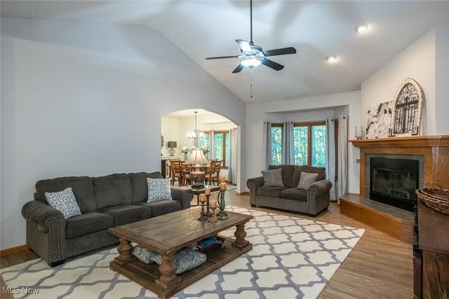 2734 Blakeslee Boulevard, Medina, OH 44256