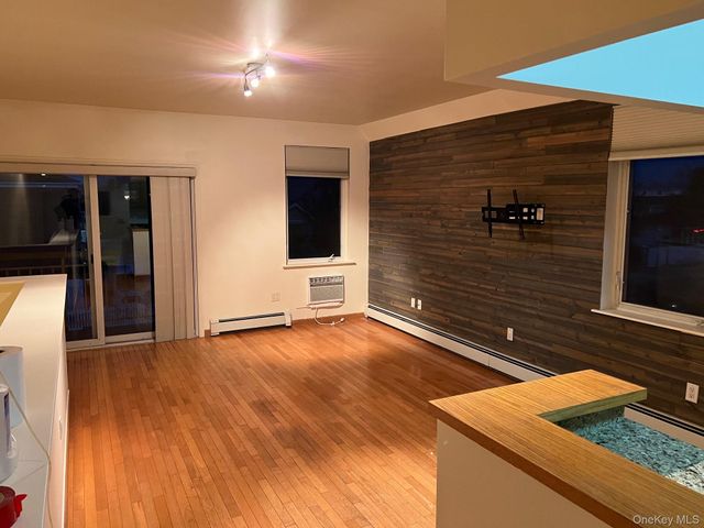 217 Graff Avenue 2, Bronx, NY 10465