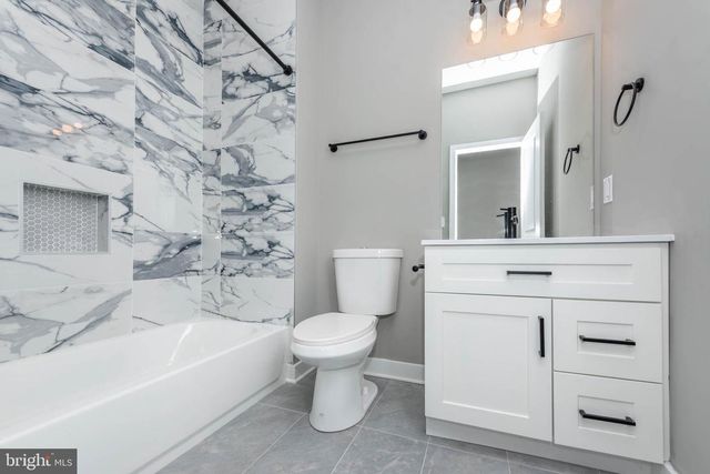 1330 DIVISION ST, Baltimore, MD 21217