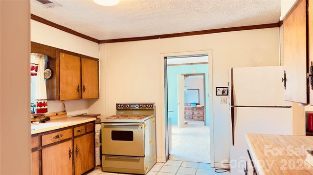 72 Circle Drive, Marion, NC 28752