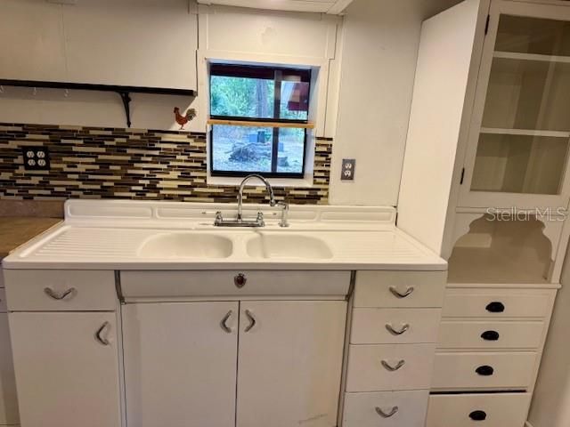 2350 SE 41 HIGHWAY, Morriston, FL 32668