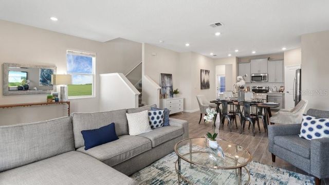2401 VOLUNTEER AVENUE, Kissimmee, FL 34744