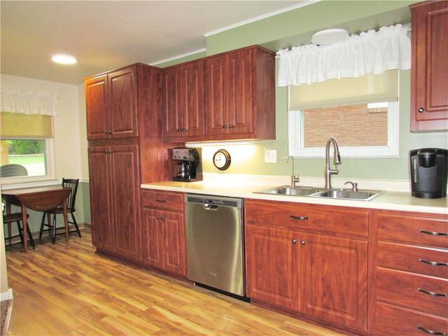 125 OLIVER DRIVE, White Oak, PA 15131