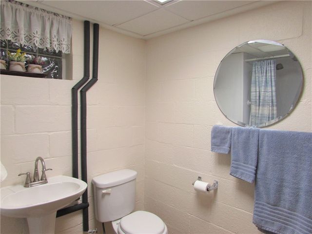 125 OLIVER DRIVE, White Oak, PA 15131