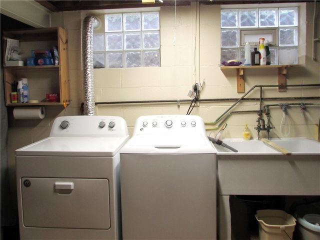 125 OLIVER DRIVE, White Oak, PA 15131