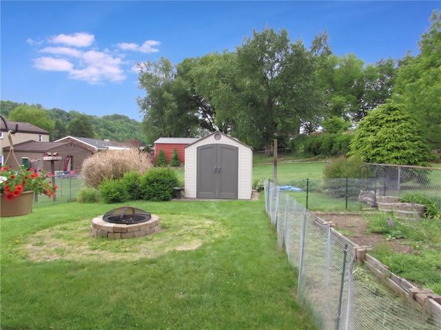 125 OLIVER DRIVE, White Oak, PA 15131