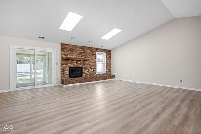 64 Dominion Drive, Zionsville, IN 46077