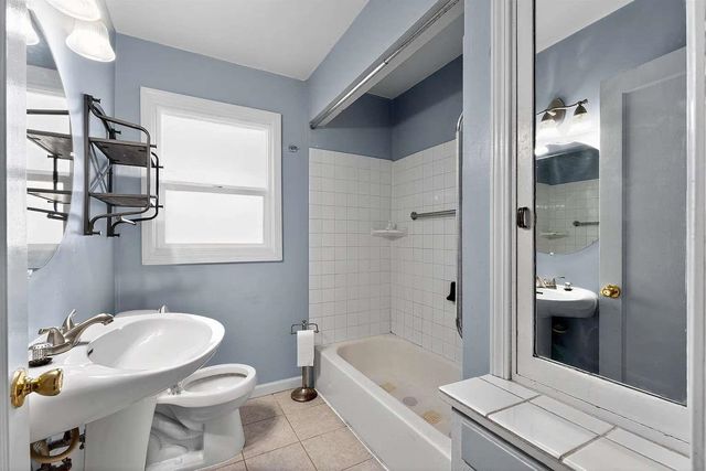 5609 N MONROE St, Spokane, WA 99205