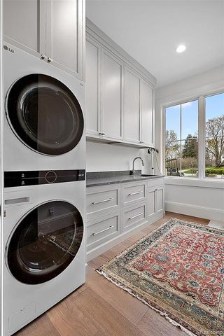 1644 Vista Drive, Oakland, MI 48363