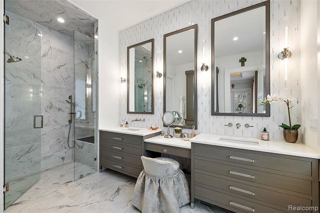 1644 Vista Drive, Oakland, MI 48363