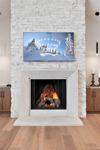 1644 Vista Drive, Oakland, MI 48363