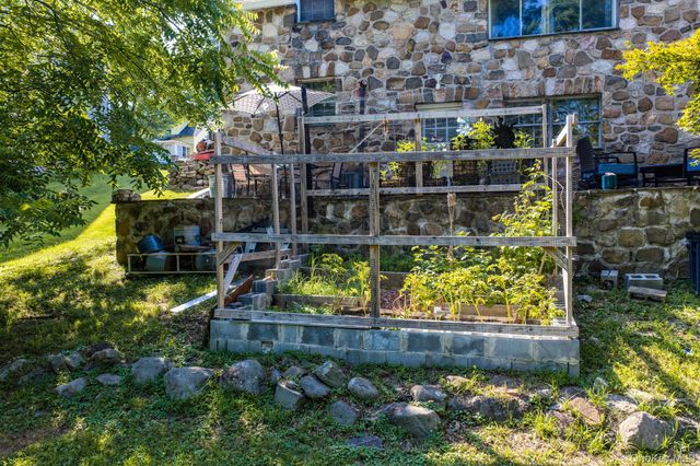 48-50 Mountain Avenue, Middletown, NY 10940