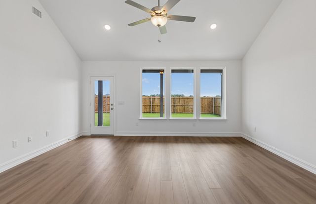 1216 Graydon Street, Aubrey, TX 76227