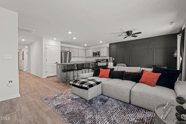 130 St James Way, Sanford, NC 27332