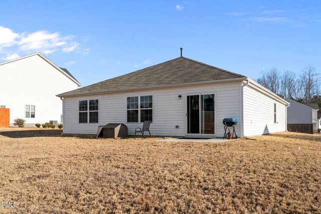 130 St James Way, Sanford, NC 27332