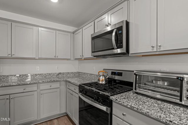 130 St James Way, Sanford, NC 27332