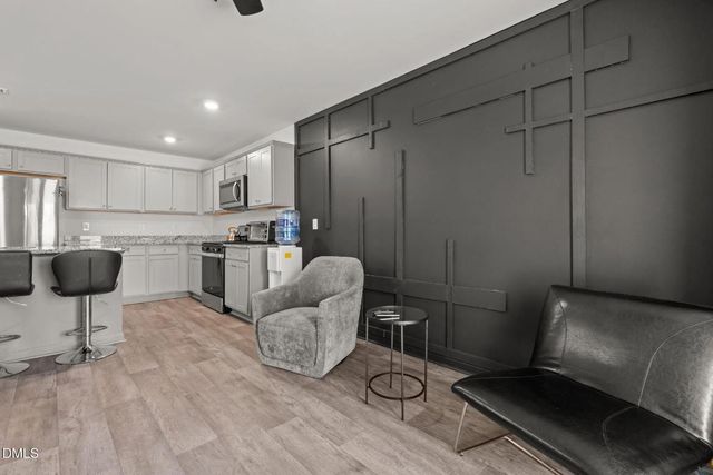 130 St James Way, Sanford, NC 27332