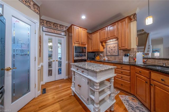 5707 Middlebury Place, Greensboro, NC 27410