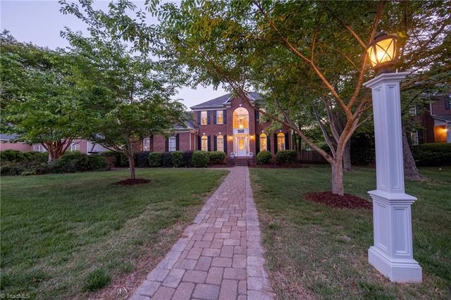 5707 Middlebury Place, Greensboro, NC 27410