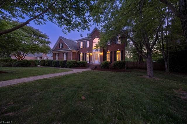 5707 Middlebury Place, Greensboro, NC 27410