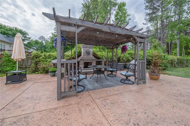 5707 Middlebury Place, Greensboro, NC 27410