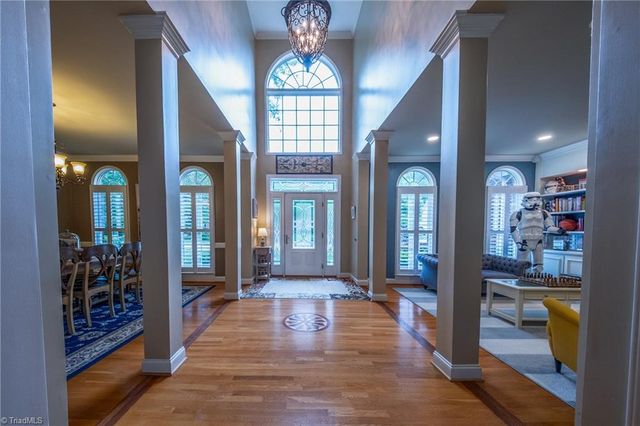 5707 Middlebury Place, Greensboro, NC 27410