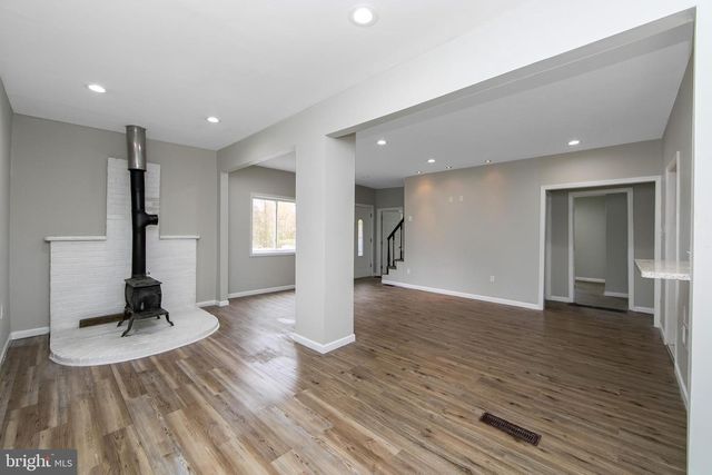 1612 DELSEA DR, Franklinville, NJ 08322