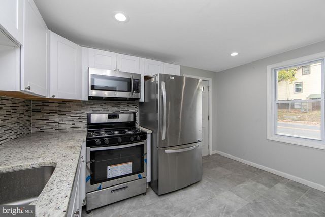 1612 DELSEA DR, Franklinville, NJ 08322