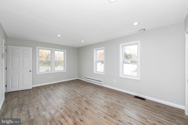 1612 DELSEA DR, Franklinville, NJ 08322