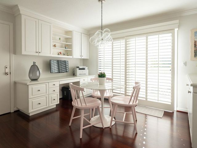 11 Susan Gale Court, Menlo Park, CA 94025