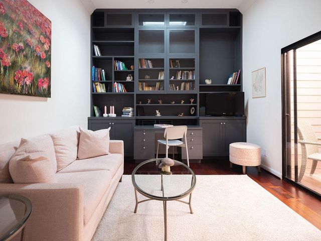 11 Susan Gale Court, Menlo Park, CA 94025