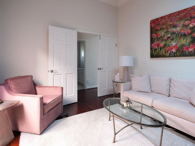 11 Susan Gale Court, Menlo Park, CA 94025