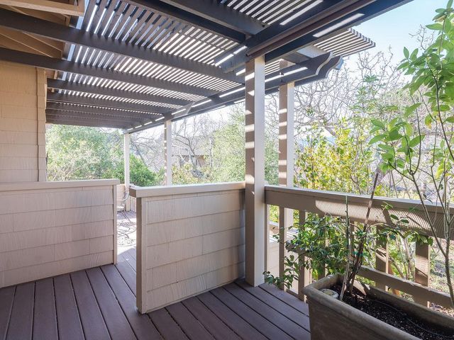 11 Susan Gale Court, Menlo Park, CA 94025