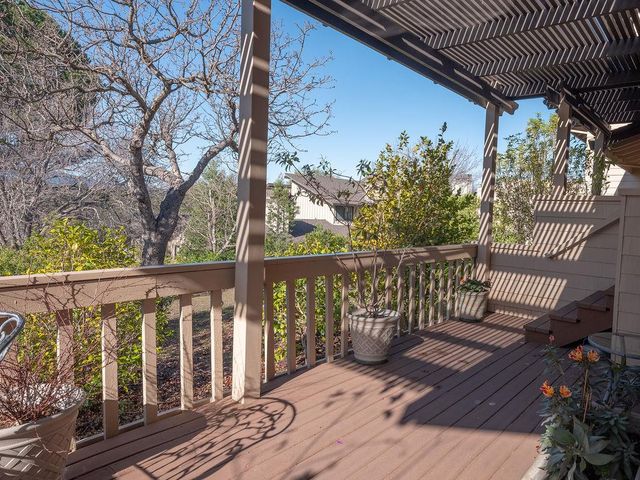 11 Susan Gale Court, Menlo Park, CA 94025