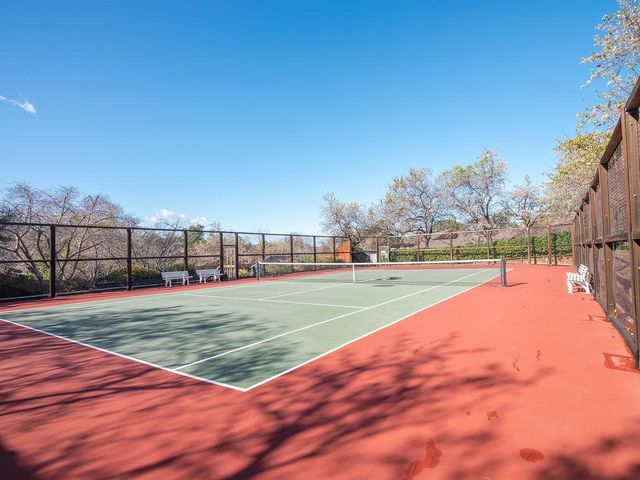 11 Susan Gale Court, Menlo Park, CA 94025