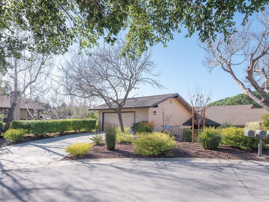 11 Susan Gale Court, Menlo Park, CA 94025