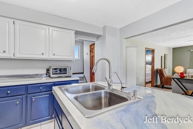 11287 Long Lake Drive NW, Sparta, MI 49345