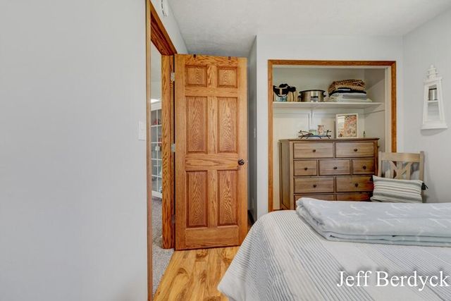 11287 Long Lake Drive NW, Sparta, MI 49345