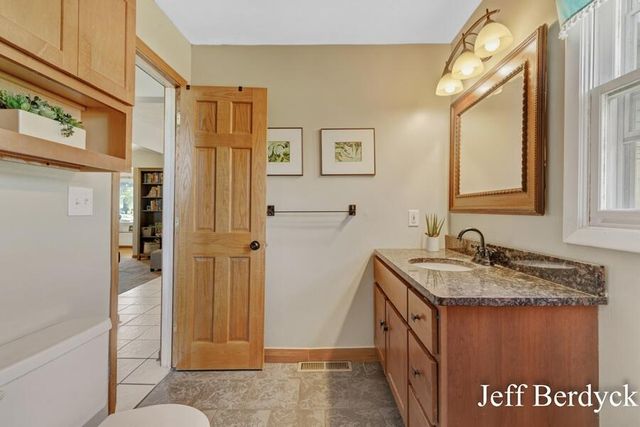 11287 Long Lake Drive NW, Sparta, MI 49345
