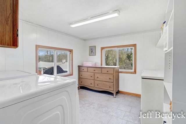 11287 Long Lake Drive NW, Sparta, MI 49345
